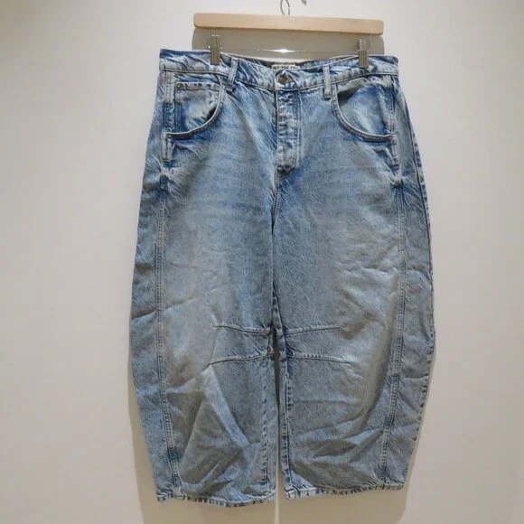 FREE PEOPLE WE THE FREE Good Luck Mid Rise Barrel Jeans Ultra Light Beam 31S - Picture 3 of 16